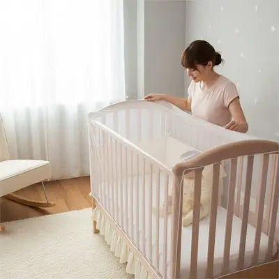 Moustiquaire lit bébé